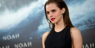 Emma Watson Cute Smile HD Photographs