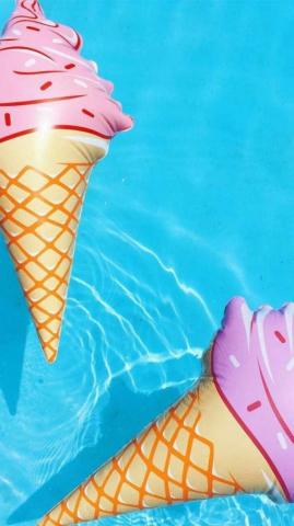 Cute Lockscreens Blue Pool Water Ice Cream Floats Summer
