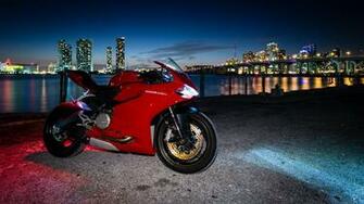 Wallpaper Ducati Red Dusk City Lights