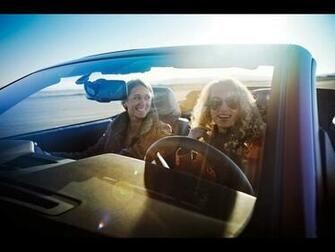 Ford Mustang Convertible Girls Wallpaper
