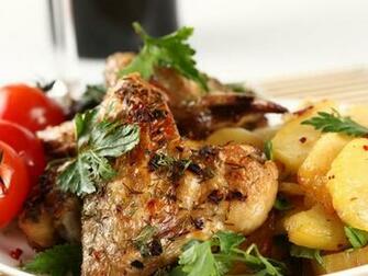 Fried Chicken Wing With Potatoes