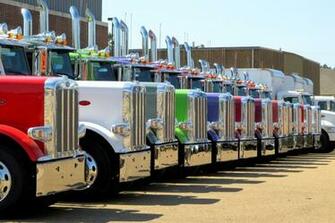Wallpaper Keep On Truckin Which Color Do You Want Big Rig Truck