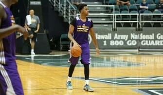 Russell Y Su Amor Por El Baloncesto Conquistan A Kobe Los Angeles
