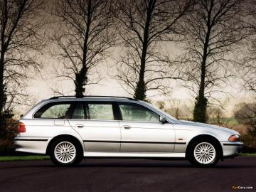 Bmw 525tds Touring Uk Spec E39 Wallpaper