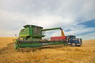 Choose Your Combine By Color The Palouse Guy