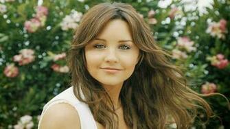 All Hot Informations Amanda Bynes HD Wallpaper