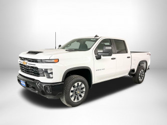 New Chevrolet Silverado 2500HD Custom Crew Cab In Omaha