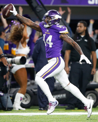 Photos Vikings Top Saints With Last Play Stunner Mpr News