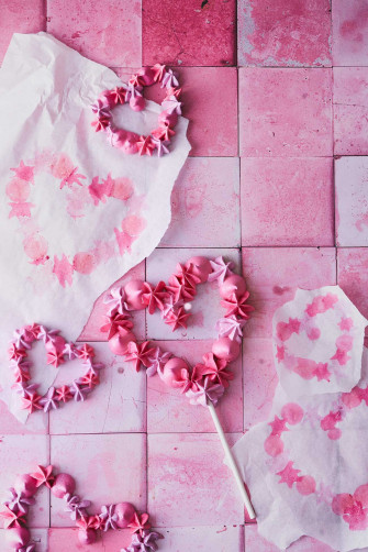 Meringue Wallpaper