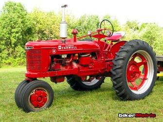 Wallpaper Displaying Image For International Harvester