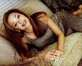 Leah Remini Wallpaper