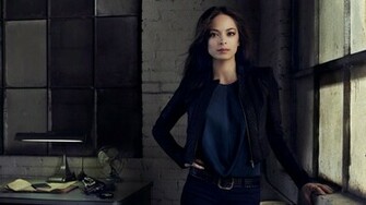 Kristin Kreuk Wallpaper