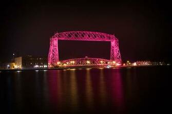 The Aerial Lift Bridge In Duluth Mn Goes Pink For Breast Cancer