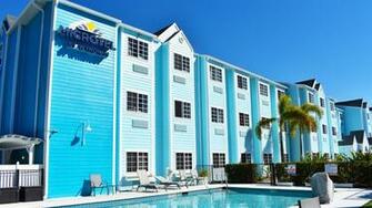 Dsh Hotel Advisors Arranges Sale Of Room Microtel Inn Suites