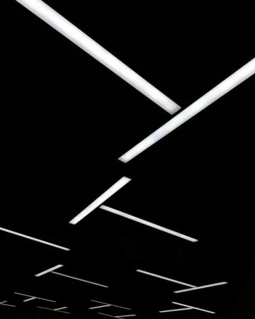 White And Black Wallpaper Photo Image