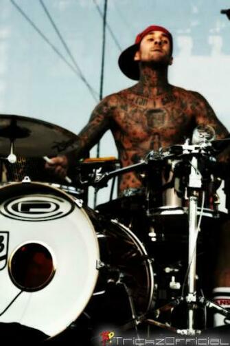 Travis Barker Drums Graphics Code Comments