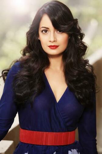 Dia Mirza In Stylish Look Wallpaper HD Indian Celebrities 4k