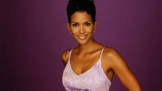 Halle Berry Wallpaper Background