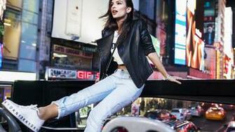 Wallpaper Emily Ratajkowski Dkny Campaign