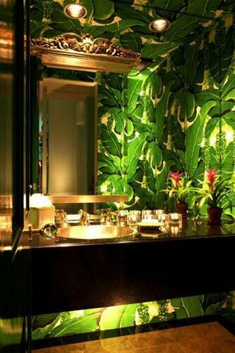 Walls Perfect Place For Pretty PalmbeacHDailynews