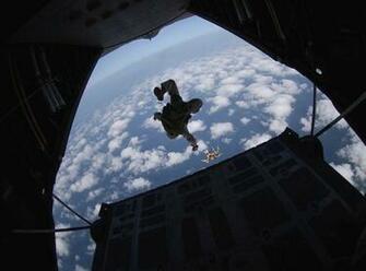 Military Skydiving Wallpaper Halo