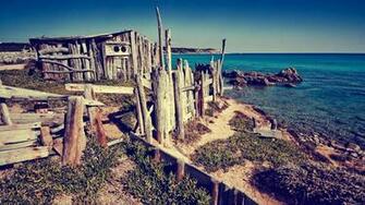 Beach Vintage Wallpaper