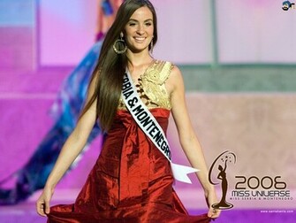 Miss Universe Wallpaper
