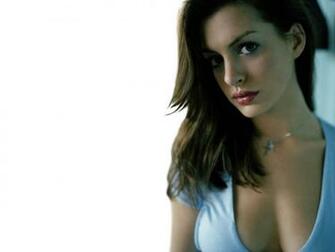 Anne Hathaway Wallpaper And Pictures Gallery Hollywood