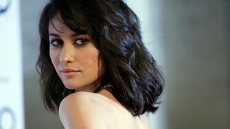 Olga Kurylenko Wallpaper