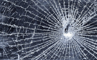 Broken Screen Wallpaper
