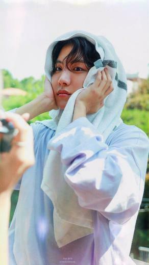 Jhope Wallpaper Lockscreen Bts Season S