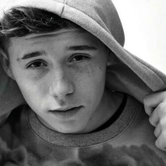 Brooklyn Beckham S Reserved Modeling Pictures On Instagram Popsugar
