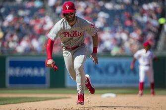 Mlb Bryce Harper Kept In Touch With Washington National S Manager