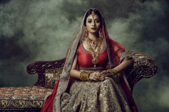 Stunning Indian Bride In Saree Wallpaper