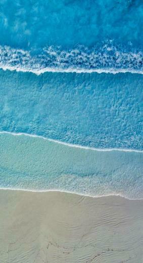 Superion Solace On Travel In Ocean Wallpaper Beach