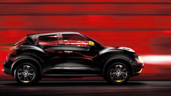 Nissan Juke Black Car Speed