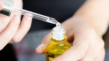 A Or Says This Vitamin C Serum Cleared Up Their Year Old