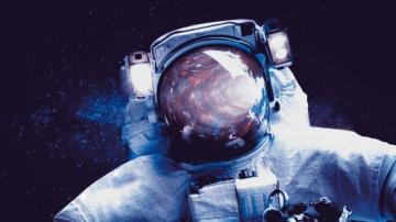Wallpaper Astronaut Space Suit Spaceman 4k