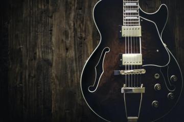Vintage Guitar Pictures Image