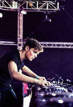 Image About Martin Garrix O