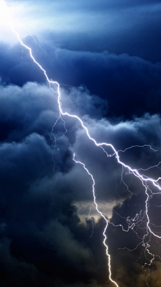 Lightning Wallpaper iPhone