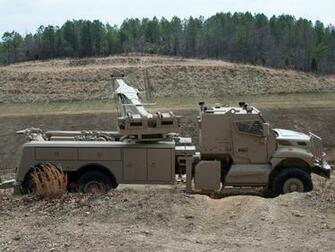 Towtruck Military D Wallpaper