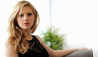 Katheryn Winnick HD Wallpaper