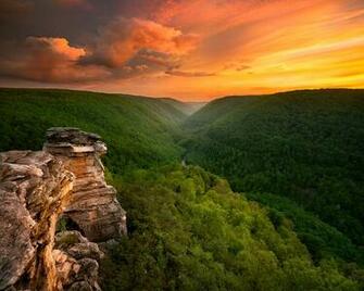 Title Lindy Point Sunset Location West Virginia Park