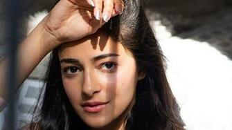 Ananya Pandey HD Desktop Wallpaper Baltana