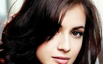 Dia Mirza Hair Style Wallpaper HD
