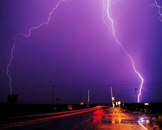 Thunder Wallpaper HD