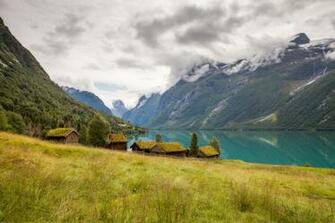 Related Pictures Lake House Wallpaper