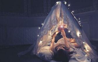 Light Women Room Christmas Lights Wallpaper Da Dream