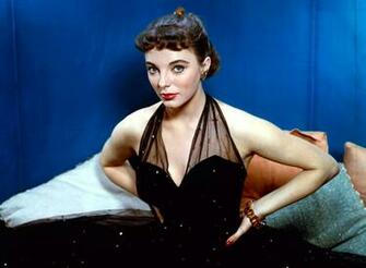 Joan Collins Wallpaper X Net